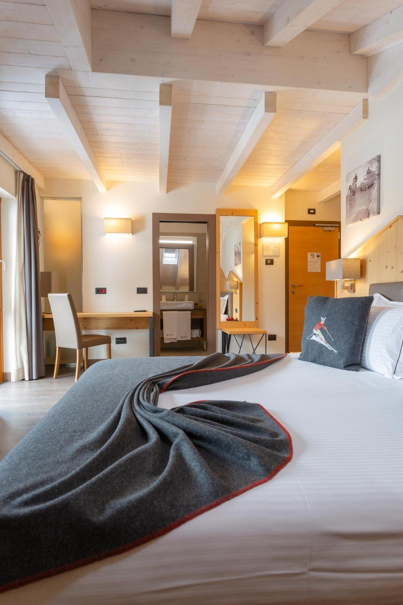 Olimpia Hotel 4*