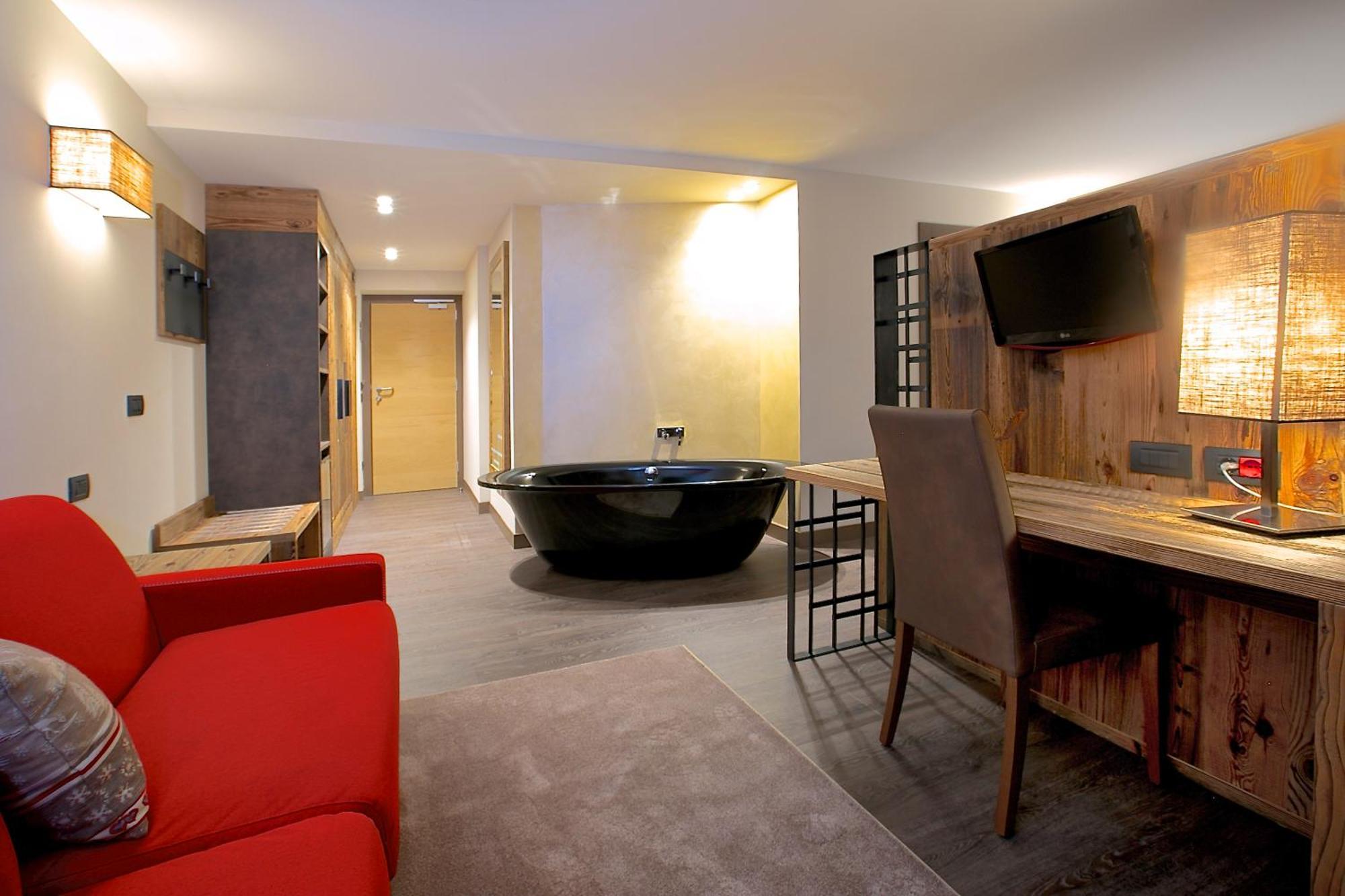 Olimpia Hotel 4*